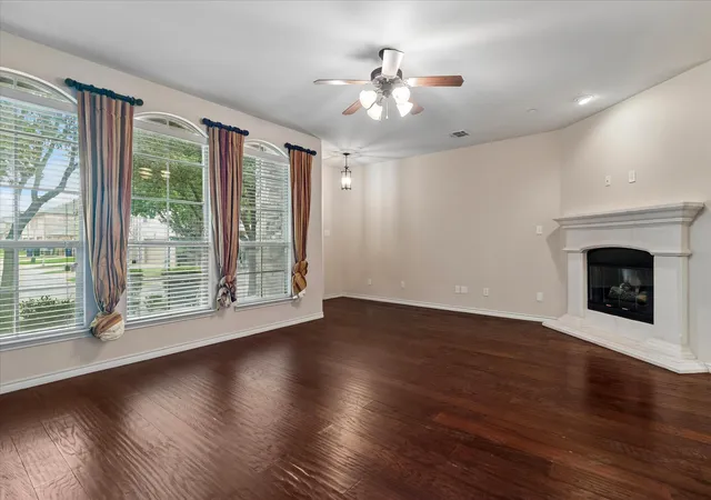 Photo 3 of Townhouse for sale at 5566 Grosseto Dr, Frisco, TX 75034 | MLS# 21318363 | Listing updated on 2026-08-04