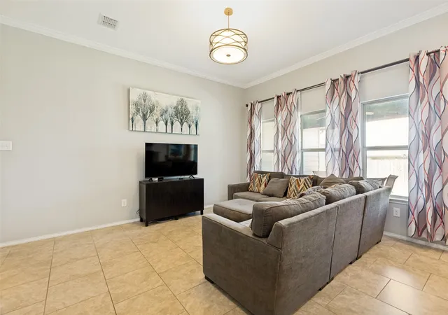 Photo 4 of Sale Pending at 14641 San Pablo Dr, Haslet, TX 76052 | MLS# 21316034 | Listing updated on 2026-08-07