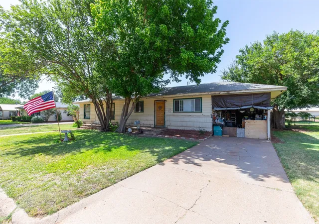 Photo 2 of Single family home for sale at 1407 Herring, Merkel, TX 79536 | MLS# 21318039 | Listing updated on 2026-08-24