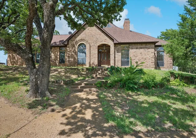 Photo 1 of Single family home for sale at 704 Mcmakin Rd, Bartonville, TX 76226 | MLS# 21317592 | Listing updated on 2026-08-19