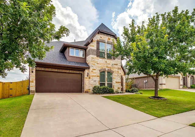 Photo 1 of Single family home for sale at 1134 Destrehan Dr, Burleson, TX 76028 | MLS# 21318481 | Listing updated on 2026-10-06