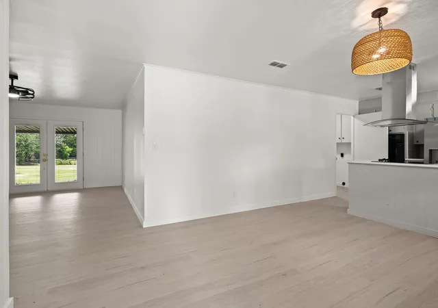 Photo 4 of Single family home for sale at 607 W Campbell Rd, Linden, TX 75563 | MLS# 21318632 | Listing updated on 2026-09-23
