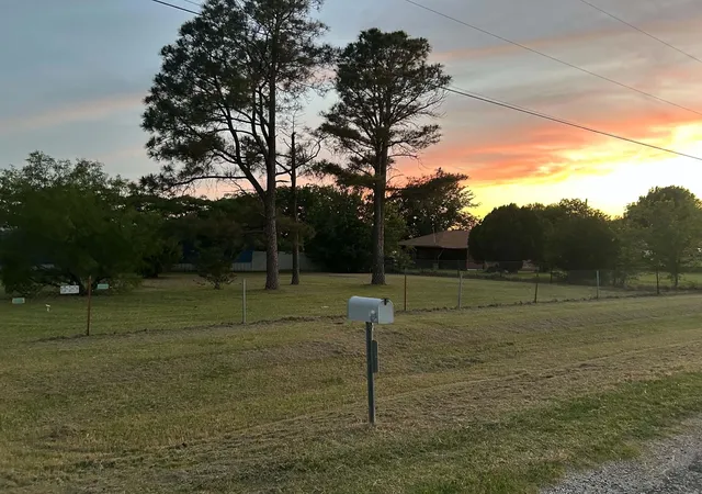 Homes for sale in Henrietta, TX | 5125 Fm 2606, Henrietta, TX 76365 | MLS# 21318729
