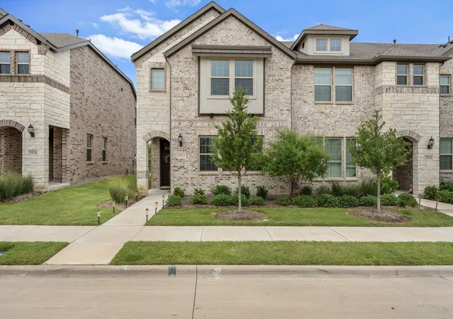 1st image of 2922 Alto Dr, Sachse, TX 75048 | MLS# 21308995