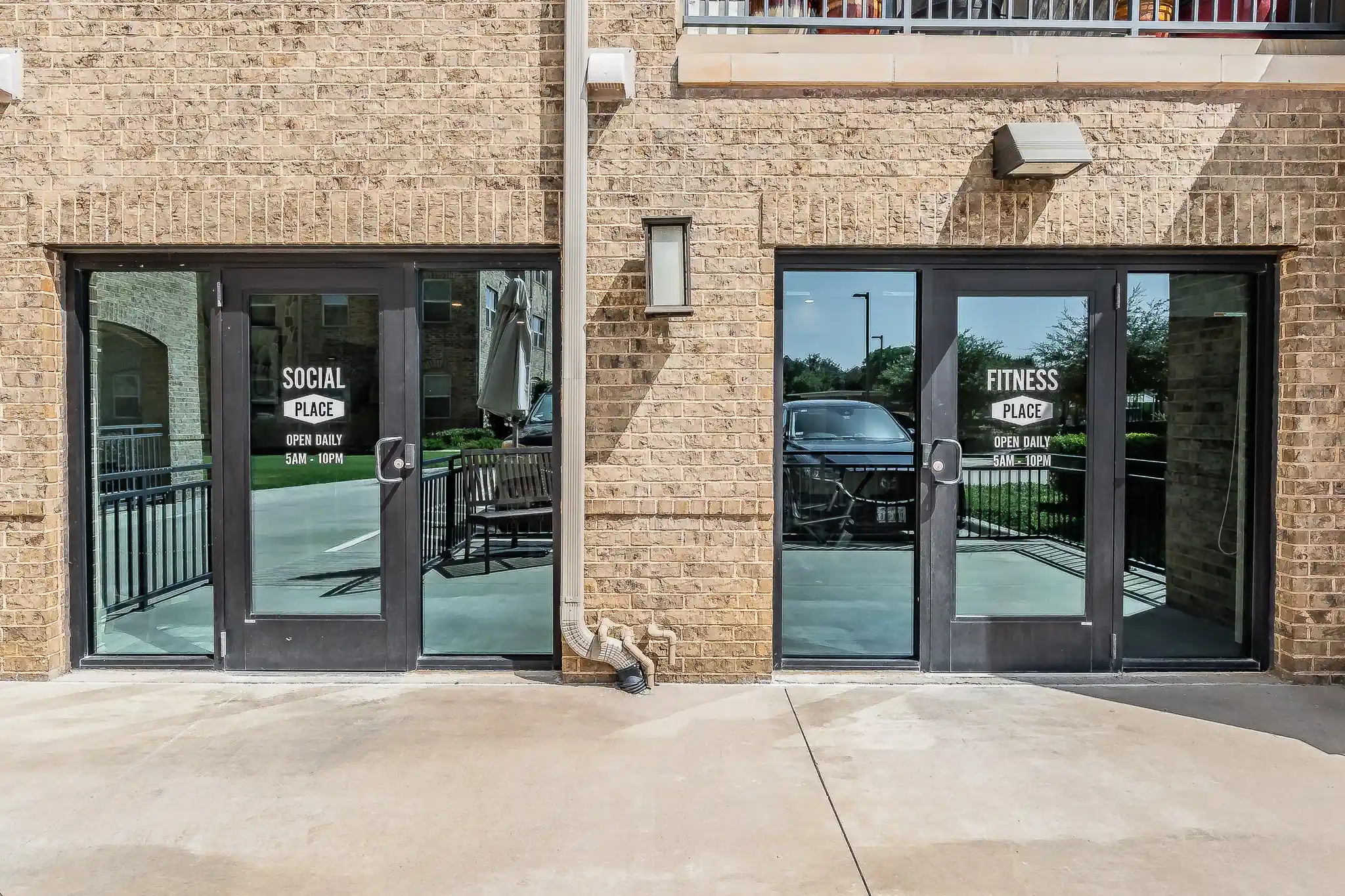 Listing Photo 35 - Condo for sale in 1735 Wittington Pl located at 1735 Wittington Pl, Farmers Branch, TX 75234 - Unit #3206