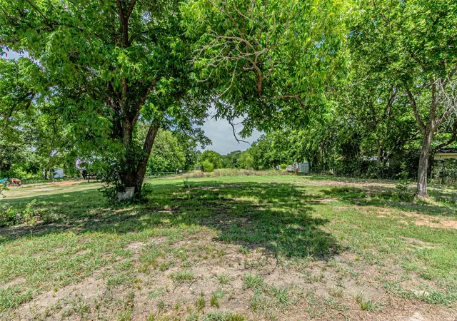 Photo 4 of Land for sale at 14831 Seagoville Rd, Dallas, TX 75253 | MLS# 21317836 | Listing updated on 2026-08-20