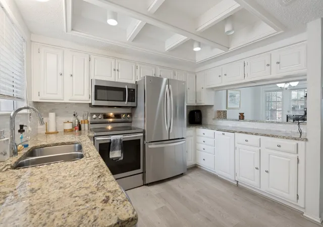 Photo 3 of Condo for sale at 4050 Frankford Rd #908, Dallas, TX 75287 | MLS# 21318812 | Listing updated on 2026-10-01