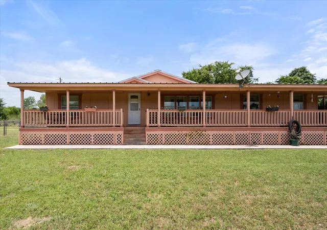 Photo 3 of Manufactured home for sale at 5144 S Fm 55, Blooming Grove, TX 76626 | MLS# 21318815 | Listing updated on 2026-09-25