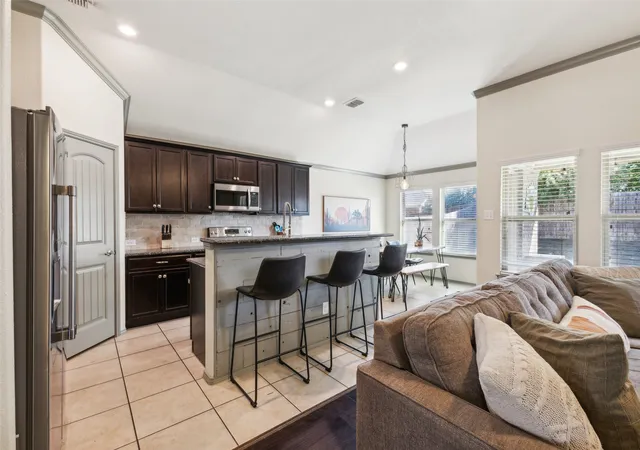 Photo 4 of Single family home for sale at 5009 Texana Dr, Frisco, TX 75036 | MLS# 21315552 | Listing updated on 2026-07-27
