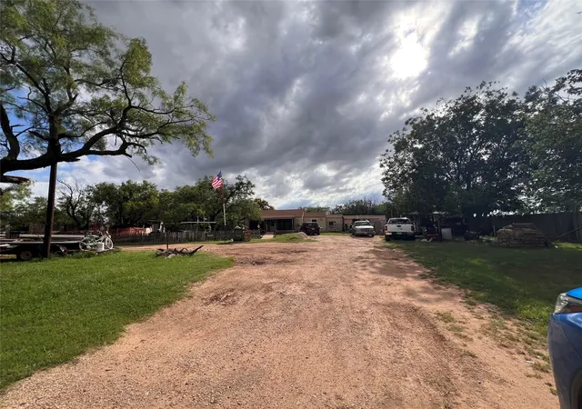 Homes for sale in Tye, TX | 762 Scott St, Tye, TX 79563 | MLS# 21318803