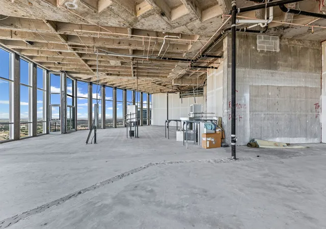 4th image of 500 Throckmorton St #3506, Fort Worth, TX 76102 | MLS# 21318851