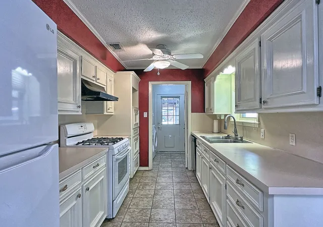 Homes for sale in Athens, TX | 137 Penny Ln, Athens, TX 75751 | MLS# 21318882