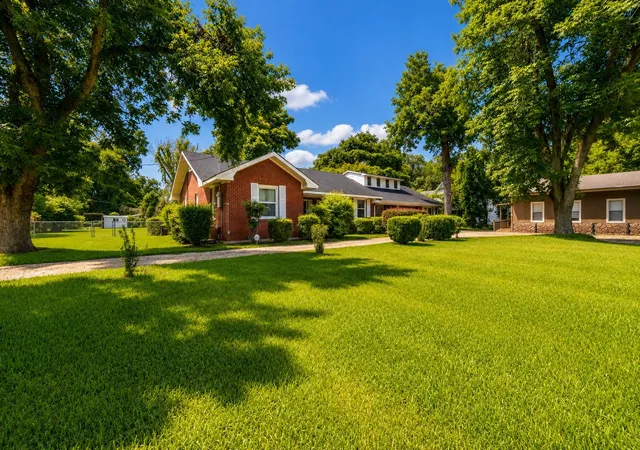 Homes for sale in Alexandria, LA | 6142 Masonic Dr, Alexandria, LA 71301 | MLS# 21318883