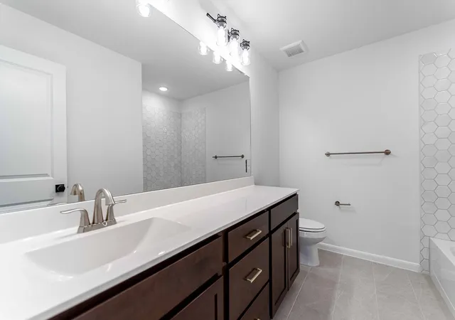 Photo 3 of Sale Pending at 1713 Blossom Trl, Mesquite, TX 75181 | MLS# 21318884 | Listing updated on 2026-10-02