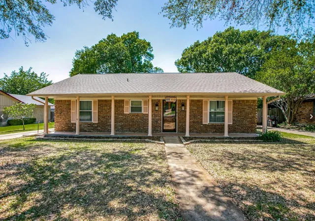 Homes for sale in Red Oak, TX | 113 S Valley St, Red Oak, TX 75154 | MLS# 21318893