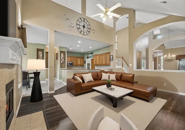 Photo 1 of Sale Pending at 4315 Palmer Dr, Mansfield, TX 76063 | MLS# 21318196 | Listing updated on 2026-10-01