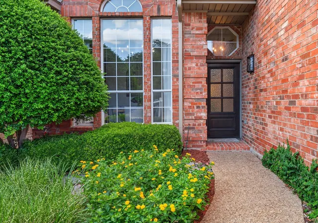 Photo 2 of Sale Pending at 4003 Rive Ln, Addison, TX 75001 | MLS# 21318758 | Listing updated on 2026-07-20