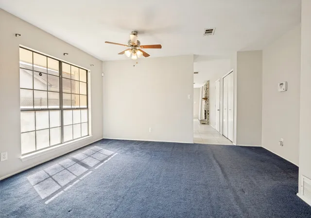 Photo 4 of Single family home for sale at 805 Whitney St, Cedar Hill, TX 75104 | MLS# 21318869 | Listing updated on 2026-07-15