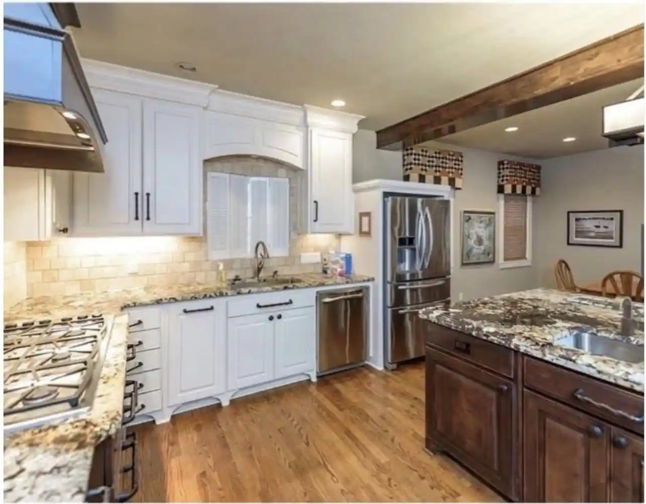 Photo 4 of Single family home for sale at 437 Dudley Dr, Shreveport, LA 71104 | MLS# 21319056 | Listing updated on 2026-10-28