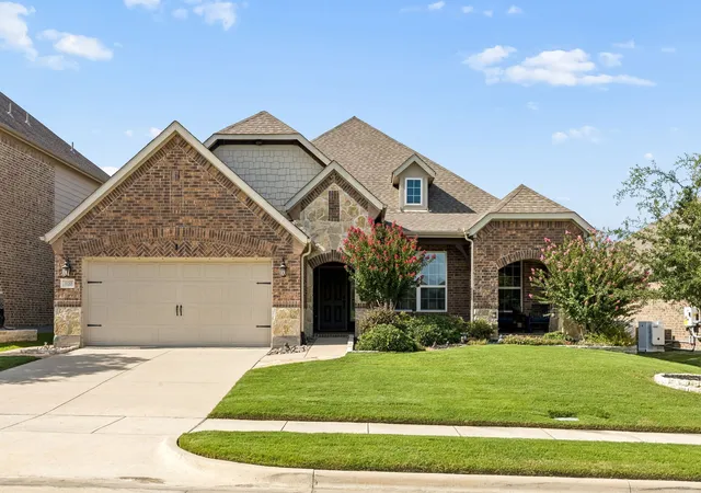 Homes for sale in Northlake, TX | 1120 Parkdale Dr, Northlake, TX 76226 | MLS# 21315215