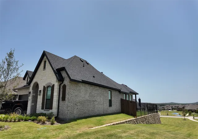 3rd image of 341 Aurora Hills Trl, Burleson, TX 76028 | MLS# 21319044