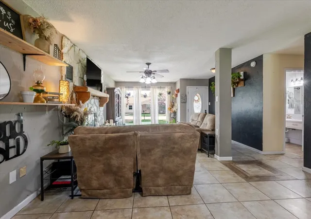 5th image of 2304 Se 10Th, Mineral Wells, TX 76067 | MLS# 21319136