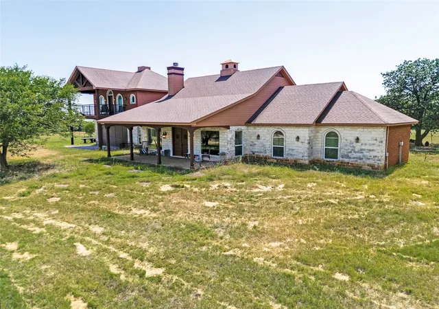Photo 3 of Sale Pending at 1200 County Road 904, Joshua, TX 76058 | MLS# 21317810 | Listing updated on 2026-08-03
