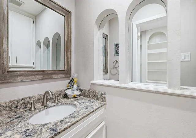 Photo 2 of Single family home for sale at 2703 Chinquapin Oak Ln, Arlington, TX 76012 | MLS# 21319157 | Listing updated on 2026-10-07