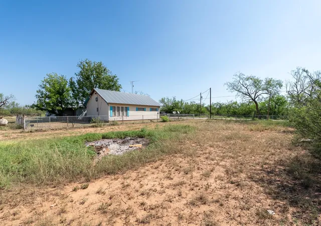 Homes for sale in Blackwell, TX | 403 N Plano Ave, Blackwell, TX 79506 | MLS# 21319189