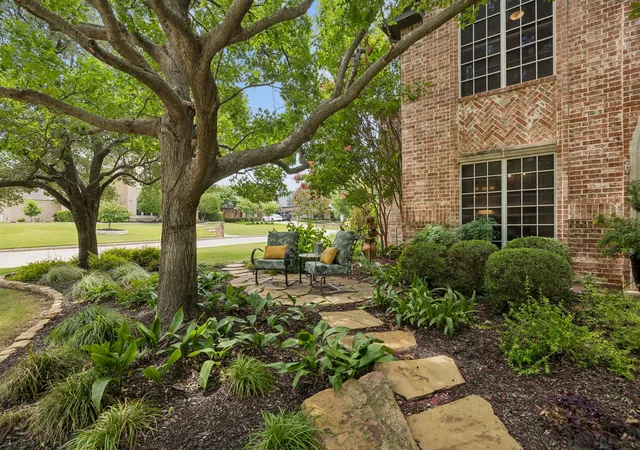 5th image of 114 Panorama Ct, Trophy Club, TX 76262 | MLS# 21316685