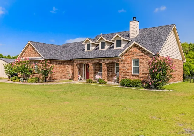 Photo 3 of Single family home for sale at 4168 Fm 3211, Caddo Mills, TX 75135 | MLS# 21316640 | Listing updated on 2026-08-22