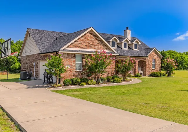 Photo 4 of Single family home for sale at 4168 Fm 3211, Caddo Mills, TX 75135 | MLS# 21316640 | Listing updated on 2026-08-22