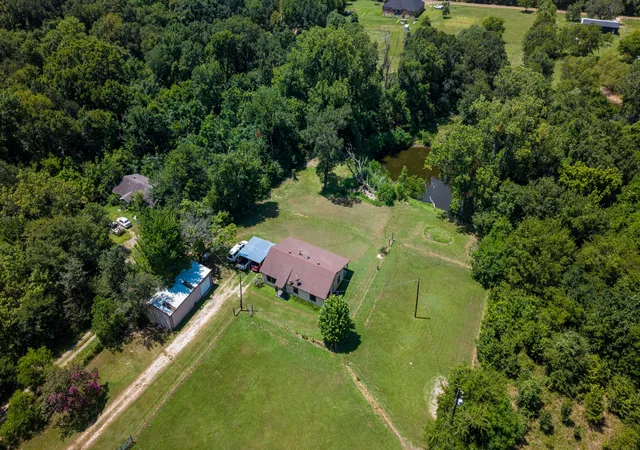Photo 1 of Single family home for sale at 6336 Rolling Heights Cir, Kaufman, TX 75142 | MLS# 21319288 | Listing updated on 2026-08-25