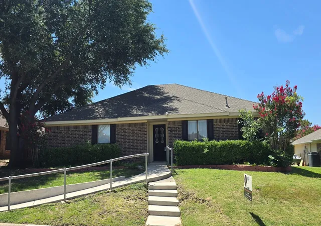 Photo 1 of Single family home for sale at 2110 Teton, Carrollton, TX 75006 | MLS# 21318195 | Listing updated on 2026-08-22