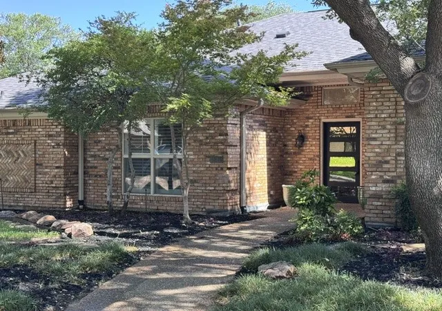 Photo 3 of Single family home for sale at 4215 Bretton Bay Ln, Dallas, TX 75287 | MLS# 21296213 | Listing updated on 2026-08-21
