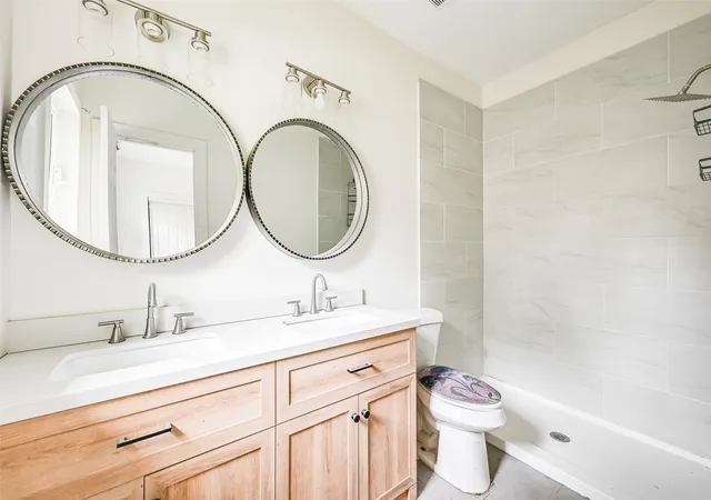 Photo 2 of Single family home for sale at 1336 E Maddox Ave, Fort Worth, TX 76104 | MLS# 21319297 | Listing updated on 2026-07-26