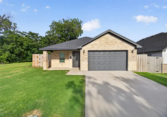 1st image of 1504 Missouri Ave, Fort Worth, TX 76104 | MLS# 21316865