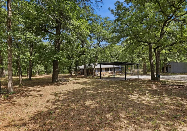 Homes for sale in Weatherford, TX | 777 Wildwood Trl, Weatherford, TX 76085 | MLS# 21319301