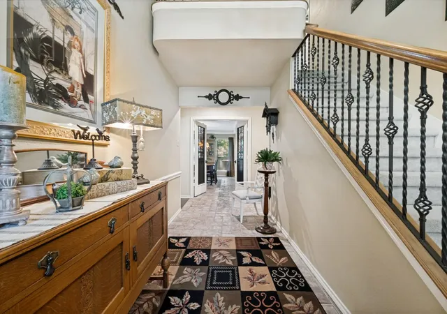 Photo 3 of Single family home for sale at 29 Creekmere Dr, Roanoke, TX 76262 | MLS# 21317329 | Listing updated on 2026-10-03