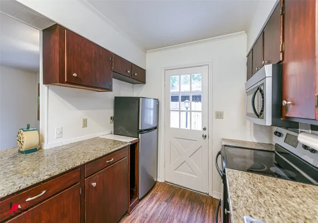 5th image of 719 Edgemont St, Shreveport, LA 71106 | MLS# 21319080