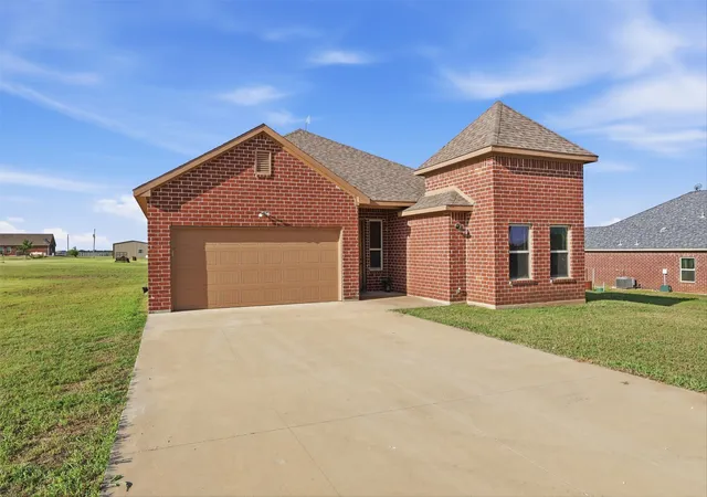 Homes for sale in Trenton, TX | 265 Delatorre St, Trenton, TX 75490 | MLS# 21316978