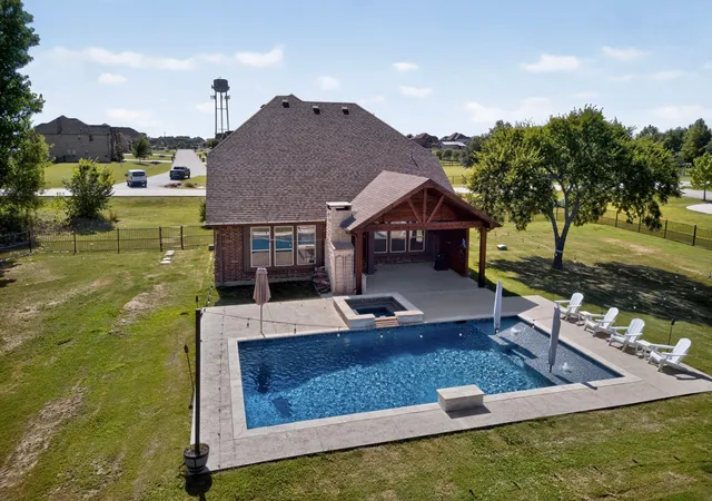 Photo 1 of Sale Pending at 7411 Mckinney Meadows Dr, Mc Kinney, TX 75071 | MLS# 21317004 | Listing updated on 2026-07-25