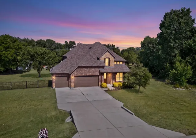 Photo 2 of Sale Pending at 7411 Mckinney Meadows Dr, Mc Kinney, TX 75071 | MLS# 21317004 | Listing updated on 2026-07-25