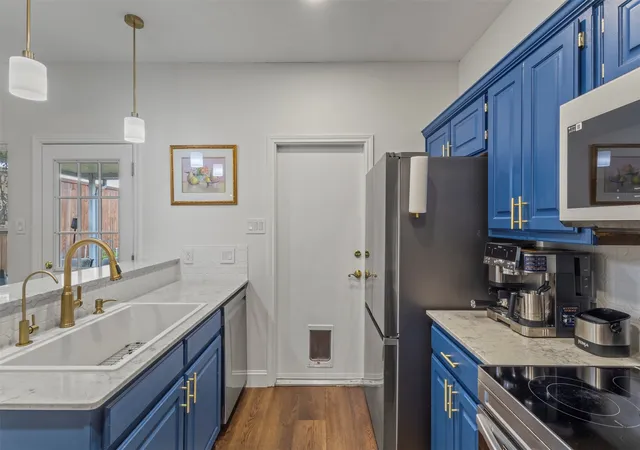 Photo 3 of Single family home for sale at 1008 Derby Run, Carrollton, TX 75007 | MLS# 21318989 | Listing updated on 2026-08-29