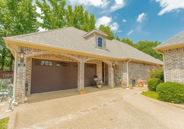 Photo 2 of Single family home for sale at 110 Timber Creek Ct, Lindale, TX 75771 | MLS# 21319448 | Listing updated on 2026-07-10