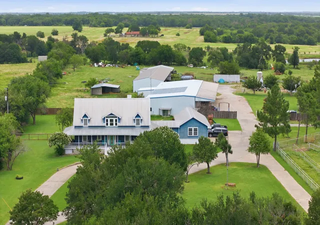 Homes for sale in Pilot Point, TX | 12255 Strittmatter Rd, Pilot Point, TX 76258 | MLS# 21319005