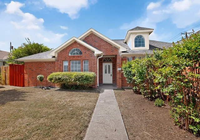 Homes for sale in Cedar Hill, TX | 945 Mcgehee Ave, Cedar Hill, TX 75104 | MLS# 21311513