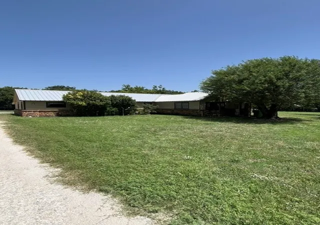 Homes for sale in Goldthwaite, TX | 1308 N Mesquite St N, Goldthwaite, TX 76844 | MLS# 21318278