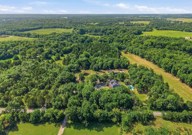 Photo 2 of Single family home for sale at 3260 Bethel Cannon Rd, Van Alstyne, TX 75495 | MLS# 21316166 | Listing updated on 2026-08-29