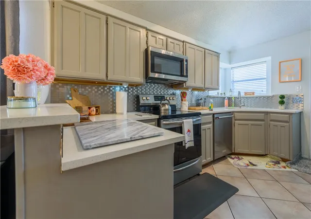 Homes for sale in North Richland Hills, TX | 7825 Cardinal Ct, North Richland Hills, TX 76180 | MLS# 21319495